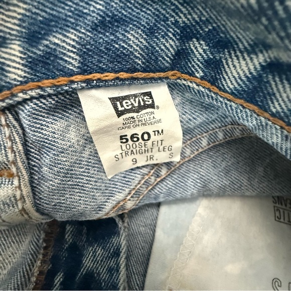 Vintage Levi's 560 Cut-Off Shorts Loose Fit Size 9 JR Acid Wash - Picture 4 of 5
